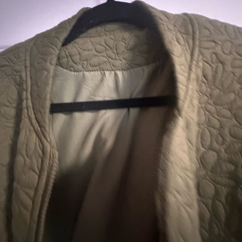 Olive Quilted WoMen's Jacket Size XL - Picture 3 of 5